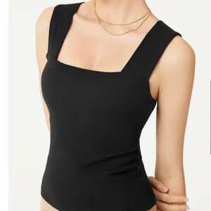 Plantive® Square Neck Brami Tank in black, Size L